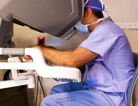 4-Myths-About-Robotic-assisted-Surgery-Debunked-480x369.jpg