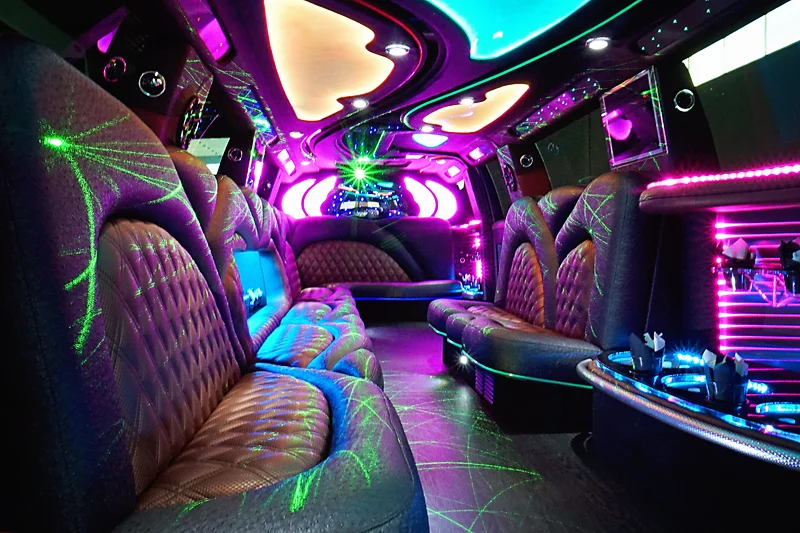 18-20-escalade-limo2(1).jpg