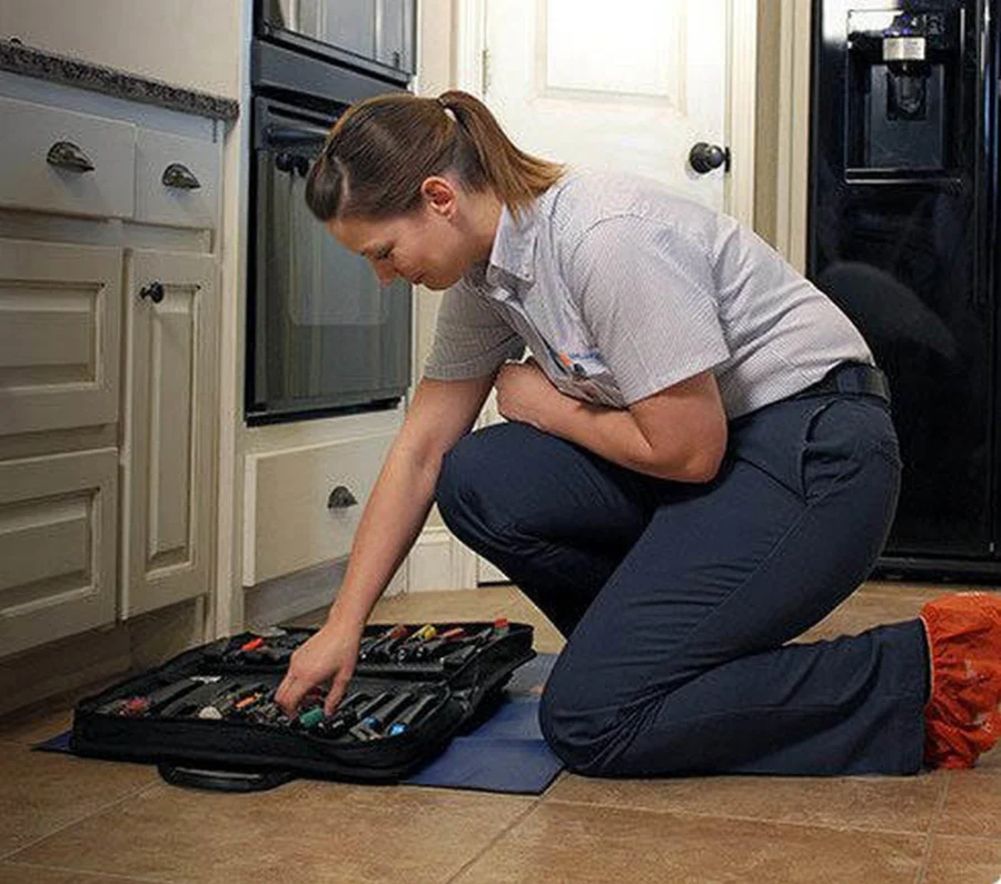 Huntington Beach-appliance-repairman.jpg