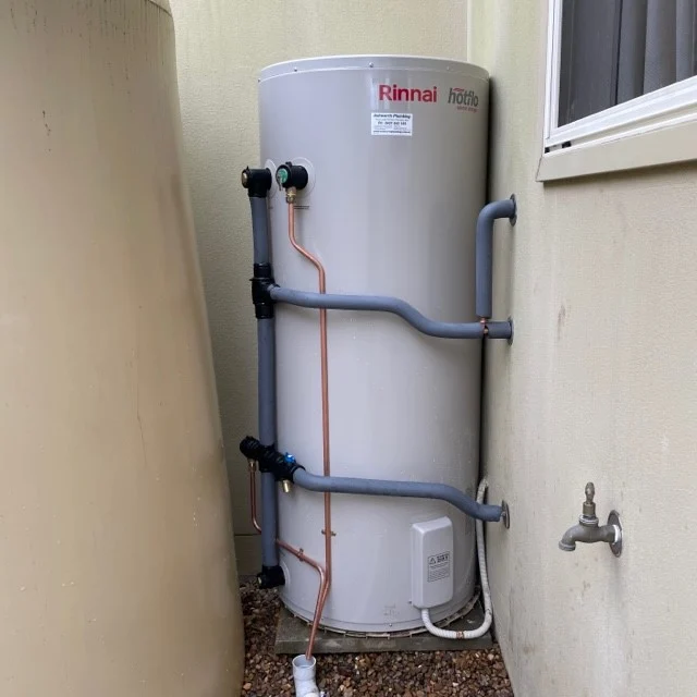 hot-water-250-ltr-fully-insulated.jpg