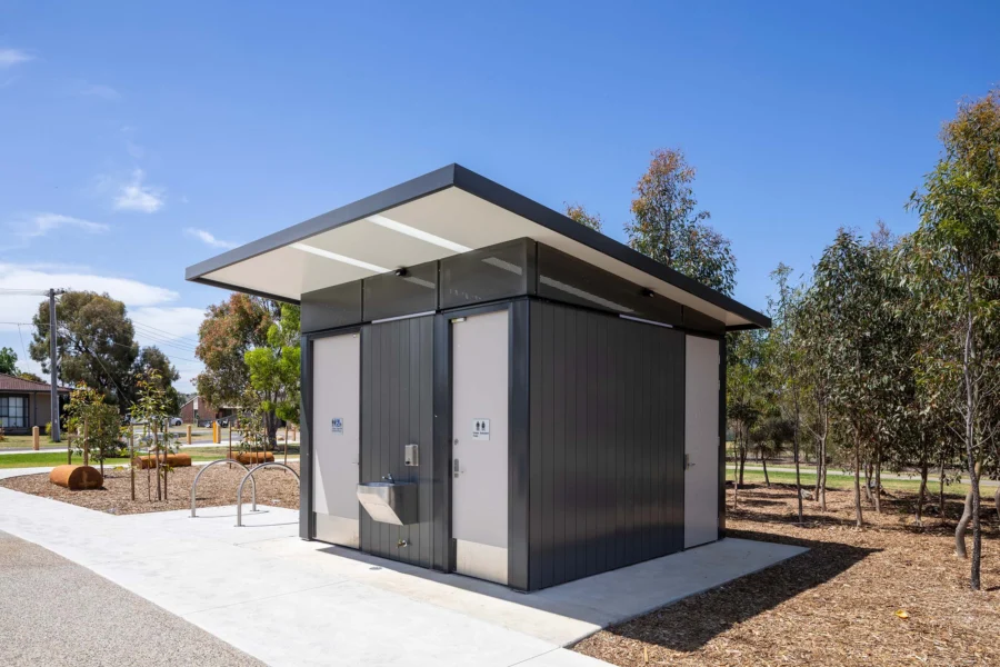 modular public toilet buildings by stellar washrooms 2.jpg