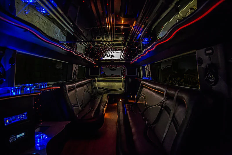 18-passenger-hummer-h2-limo2.jpg