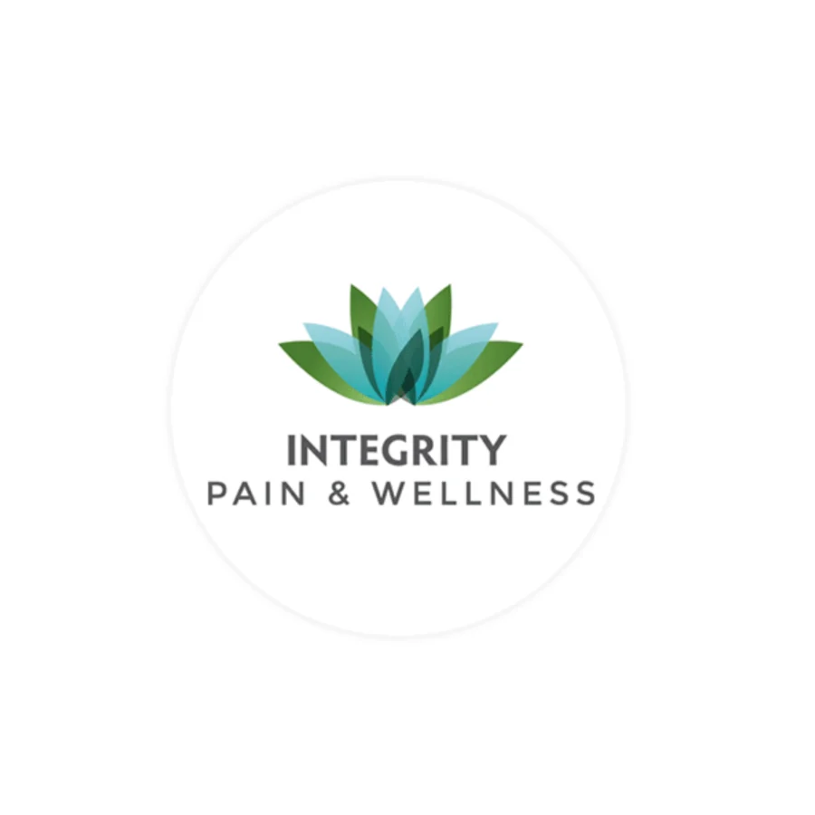 Black Minimalist Circle Design Studio Logo.png